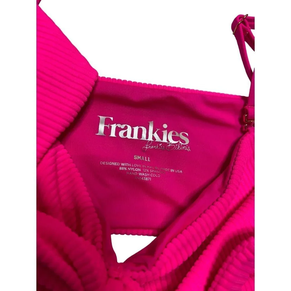 NWT Frankie's Bikinis Enzo Tie Front Bikini Top Heart Throb Pink-sz Small